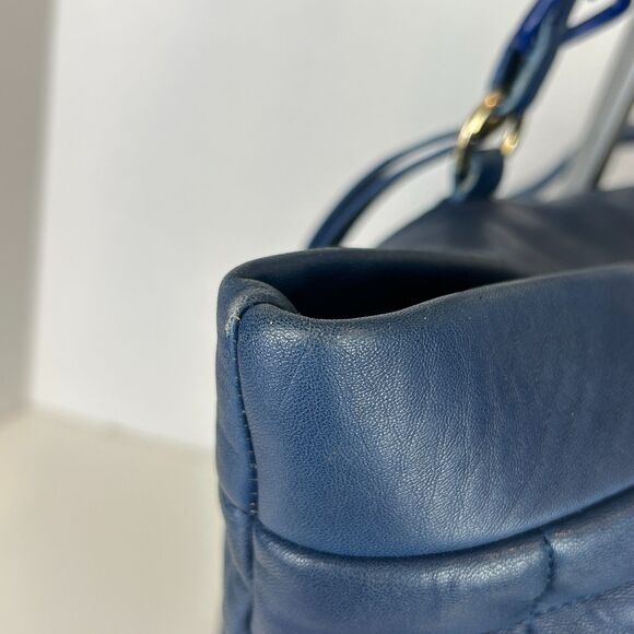 Stuart Weitzman Blue Quilted Shoulder Bag Tote Chain Strap Studded Leather Purse - Picture 11 of 16